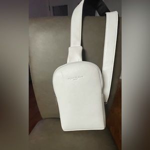 Inicat Sling Crossbody bag